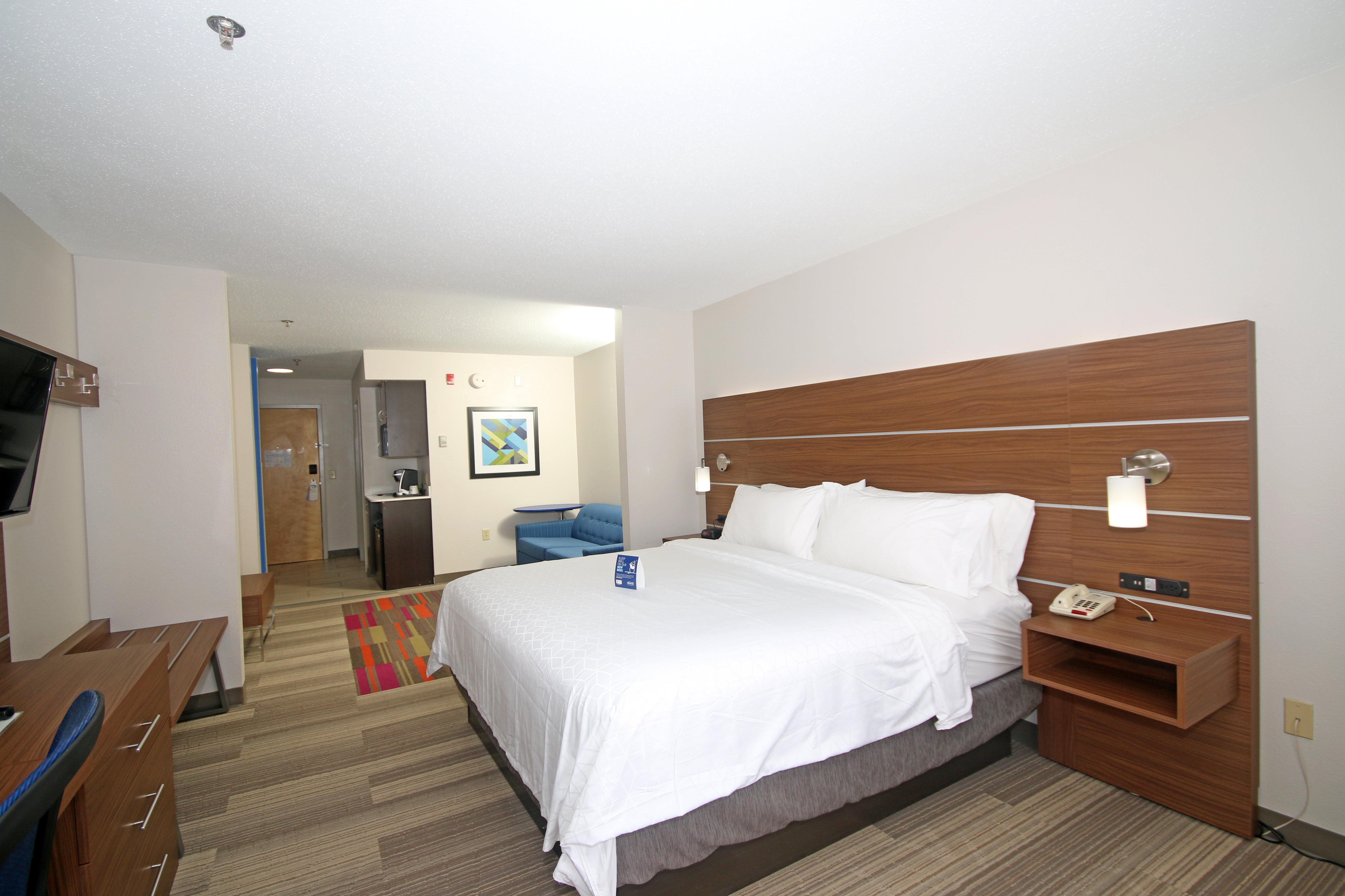 Express & Greensboro-east By Ihg Greensboro