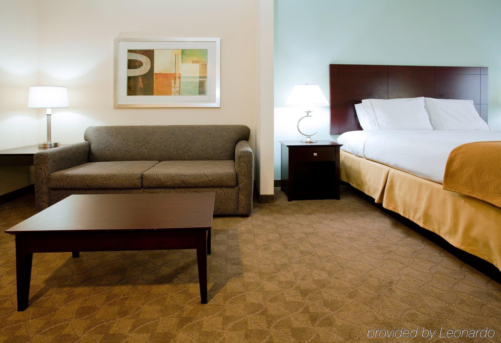 Express & Greensboro-east By Ihg 3* Greensboro